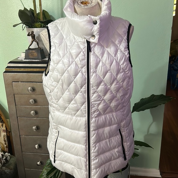 Calvin Klein Jackets & Blazers - Calvin Klein Performance Women’s Down Vest